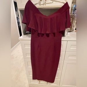 NWT Dress the Population off the shoulder ridge midi dress in burgundy. Size XL